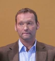 Chris Nissen's Instagram, Twitter & Facebook