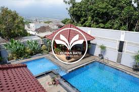 Villa Kolam Renang Fasilitas Lengkap Di Daerah Batu Malang Liburan Batu Di 2020 Kolam Renang Villa Liburan