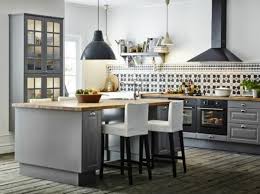 This kitchen design makes use of the great natural light and blends two neutral colours on the cabinetry for a bright, airy feel. 80 Graystone Shaker Cabinets Ideas Kitchen Design Shaker Cabinets Kitchen Remodel