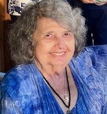 Dana Whidden's Instagram, Twitter & Facebook