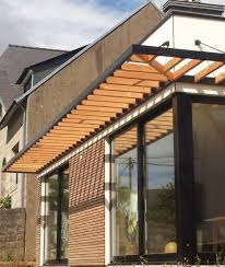 Brise Soleil En 2020 Brise Soleil Maisons Exterieures Pare Soleil Terrasse