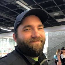 Jason Hirt's Instagram, Twitter & Facebook