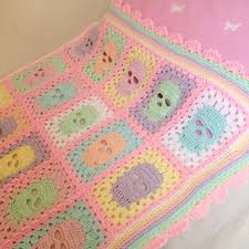 Skull motif pattern, plus skull necklace and garlands. Ravelry Skull Blanket Pattern By Dolly Daydream Crochet