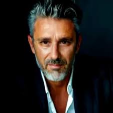 Merci Kamel pour cette nouvelle aventure partagée ensemble. Portrait qui…