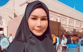 Pada fikirannya itu hanyalah perkara normal sehinggalah. Putrajaya Digesa Mulakan Perbincangan Mengenai Pertukaran Jantina Free Malaysia Today Fmt