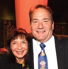 Toby Siegel's Instagram, Twitter & Facebook