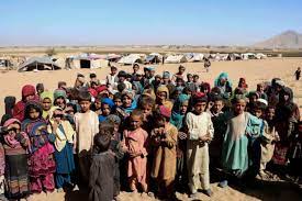 The gunner pointed the barrel in the vicinity of the taliban front line and fired in an. Shot At By Both Sides Families Flee As Taliban Battles For Territory In Kandahar Global Development The Guardian