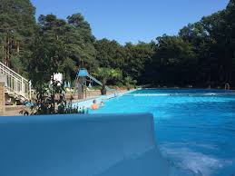 Waldfreibad steinbachtalsperre ist eine eingetragene firma in der stadt euskirchen, es ist ein teil der sitz des unternehmens befindet sich an folgender adresse: Baden Im Grunen Acht Schone Waldschwimmbader Rund Um Koln Kolnische Rundschau Seite 2