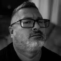 Julian Bonner's Instagram, Twitter & Facebook