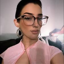 Hello all. I'm going to the dentist Thursday and want to know what the best  solution for my front tooth is. It's a bad picture, but the texture of my  tooth is