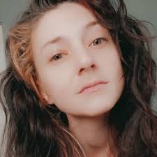 Bobbie Novak's Instagram, Twitter & Facebook