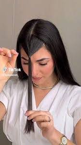 Luz Esquivel's Instagram, Twitter & Facebook