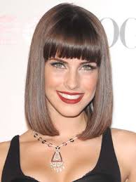 Sleek Beautiful Hair Brunette Makeup Redlips Coupe De Cheveux Coupe Cheveux Mi Long
