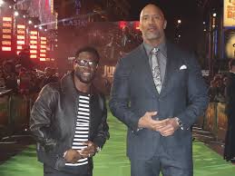 The father of four spoke with et's kevin frazier ahead of his new film, fatherhood, where he joked that his house is loud enough, for now. Darum Brach The Rock Fur Kevin Hart Seine Flitterwochen Ab Stars Vol At