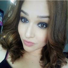 Sandy Zamora's Instagram, Twitter & Facebook