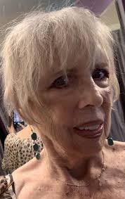 I came to this group for cute hair ideas, but am left shocked by how people  are instead. Why are so many people obsessed with making their daughter's  hair thicker or longer,