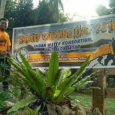 Umur 23 tahun) adalah seorang penyanyi bergenre seriosa yang sebelumnya berkecimpung di genre pop. Uoas Instagram Posts Gramho Com