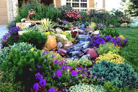 There are many examples of landscape ideas front of house you can try to make the connection or harmony between your home exterior and the landscape. 65 Best Front Yard Landscaping Ideas Garden Designs 2021 Guide