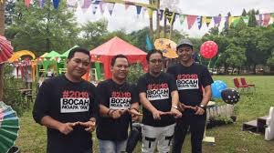 Lagu wali paling enak di dengar sedih banget pop galau bukti. Lagu Lamar Aku Oleh Oleh 20 Tahun Wali Untuk Para Penggemar Kumparan Com