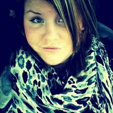 Sara Ashby's Instagram, Twitter & Facebook