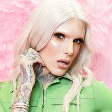 The internet personality initially posted a photo that appeared to mock the situation but, now, he's setting the record straight. Jeffree Star References Kanye West Affair Rumors Amid Divorce Reports