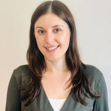 Nicole Robb's Instagram, Twitter & Facebook