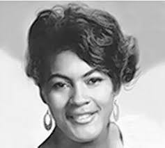 Helen Ellington's Instagram, Twitter & Facebook