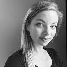 Justine Gab's Instagram, Twitter & Facebook