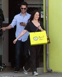 In june 2013, it was announced that hewitt and hallisay were engaged and expecting their first child. Jennifer Love Hewitt Rare Sighting During Shopping Spree Jennifer Love Hewitt