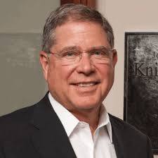 FACE, HIGHEST CUBAN-AMERICAN RECOGNITION, GOES TO ADVERTISING INDUSTRY  LEADER DAISY EXPÓSITO-ULLA.