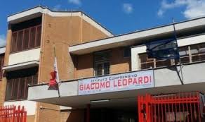 Circa dalla piazza parco nazione del cilento, vallo della lucania, a pochi metri dalla principale piazza vittorio emanuele, proponiamo grazioso appartamento, posto a piano primo, con. Cinque Classi In Quarantena All Istituto Comprensivo Leopardi Di Torre Annunziata