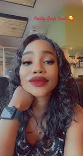 Ella Sage (@nie_9312)