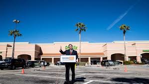 Older, smaller but with a good selection and relatively clean. Covid Vaccine Publix Vaccinations Expanded In Florida Says Gov Desantis