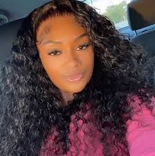 Tina Himes's Instagram, Twitter & Facebook