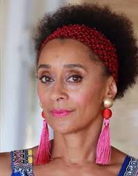 Born this day 1962 in Abergavenny, Suzanne Packer, actress who is best  known for playing the role of Tess Bateman in the long-running television  series, Casualty. She is the elder sister of