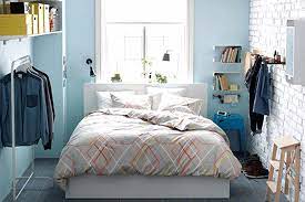 Dilansir dari martha stewart, minggu (21/3/2021), berikut beberapa cara menata kamar tidur sempit menurut pakar. Cara Terbaik Mengatur Perabot Di Kamar Tidur Sempit Swa Co Id
