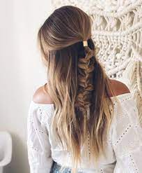 Low romantic textured messy bun tutorial. 11 Simple Pretty Bridesmaid Hairstyles For Medium To Long Hair Lengths Her World Singapore