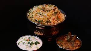 Plus, it is an easy method to make rice in a pan cooking perfect basmati rice is tricky sometimes. A Delicate Blend Of Traditional South Indian Spices Freshly Chopped Herbs All Mixed Together In A Yogurt Marinade With Diced Chicken Breast Slow Cooked To Perfection With White Basmati Rice And Layers