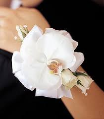 mother of the bride wrist corsage prom flowers corsage wedding corsage and boutonniere