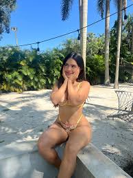 Karina Guerrero - Free pics, galleries & more at Babepedia