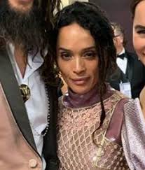 She has lived most of her life in new york and los angeles; Lisa Bonet Boyfriends List Dating History Gbf