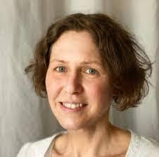 Barbara Lipp's Instagram, Twitter & Facebook