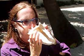 Have a conch shell lying around and an hour to spare? Video Making A Conch Shell Horn Xcalak Mexico
