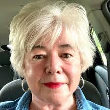 Patricia Tefft's Instagram, Twitter & Facebook