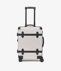 Here's what you need to know about each one. The Best Carry On Luggage Of 2021 Amazon Away Roam And More
