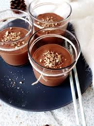 Cremes Mousseuses Au Chocolat Noir Et Tofu Soyeux Vegan Tofu Soyeux Recette Tofu Recette Creme Dessert