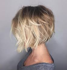 Gestufter short bob vorne lang und hinten kurz. Die Modernen Bob Frisuren Mit A Linie Hinten Kurz Vorne Lang Frisuren The Post Die Moder Short Hair Styles Bob Hairstyles For Fine Hair Short Hair Lengths