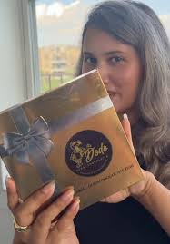 Experience the Crunch of Dubai's Viral Chocolate