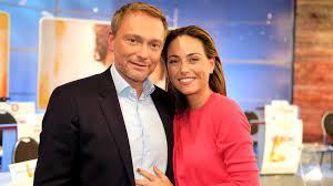 Find the perfect franca lehfeldt stock photos and editorial news pictures from getty images. Christian Lindner Ex Frau Freundin Vermogen Focus De