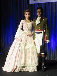 takarazuka revue snow troupe futo nozomi 望海風斗さん 真彩希帆さん ひかりふる路宝塚歌劇団雪組新トップスター 望海風斗 のぞみ ふうと が２２日 お披露目公演 ひかりふる路 革命家 マクシミリアン ロベスピエール ｓｕｐｅｒ ｖｏｙａｇｅｒ